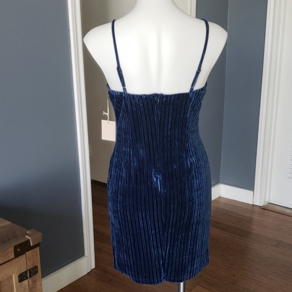 Blue Velvet Cami Dress - Picture 6 of 8